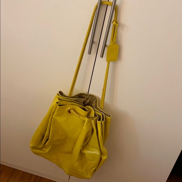 Yellow Bag - Picture 3 of 5